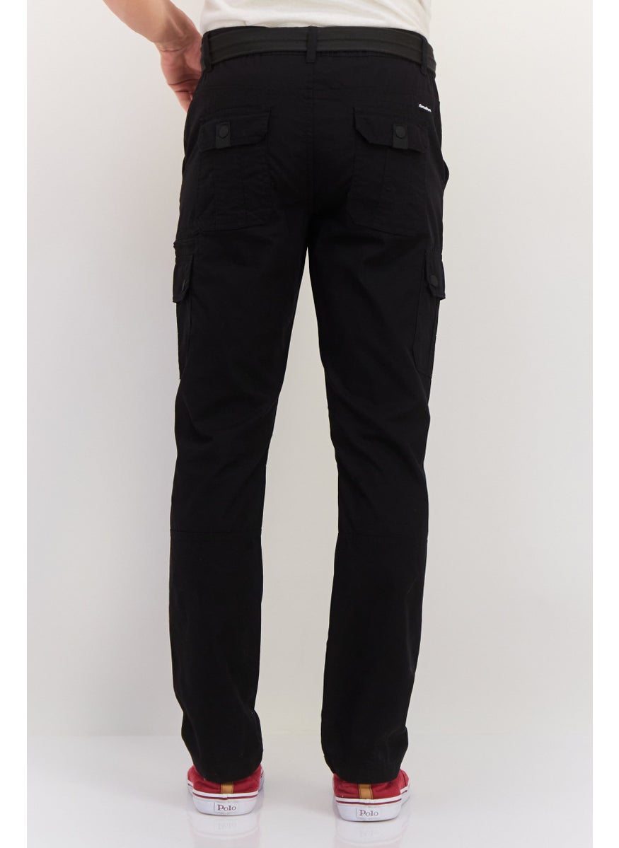 Men Regular Fit Solid Cargo Pants, Black