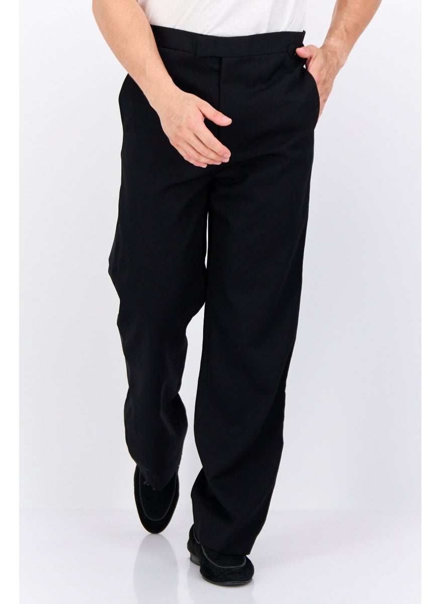 Men Regular Fit Solid Straight Leg Pant, Black