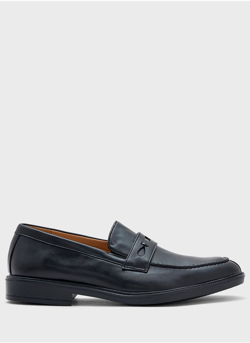 Saddle Detail Formal Loafers