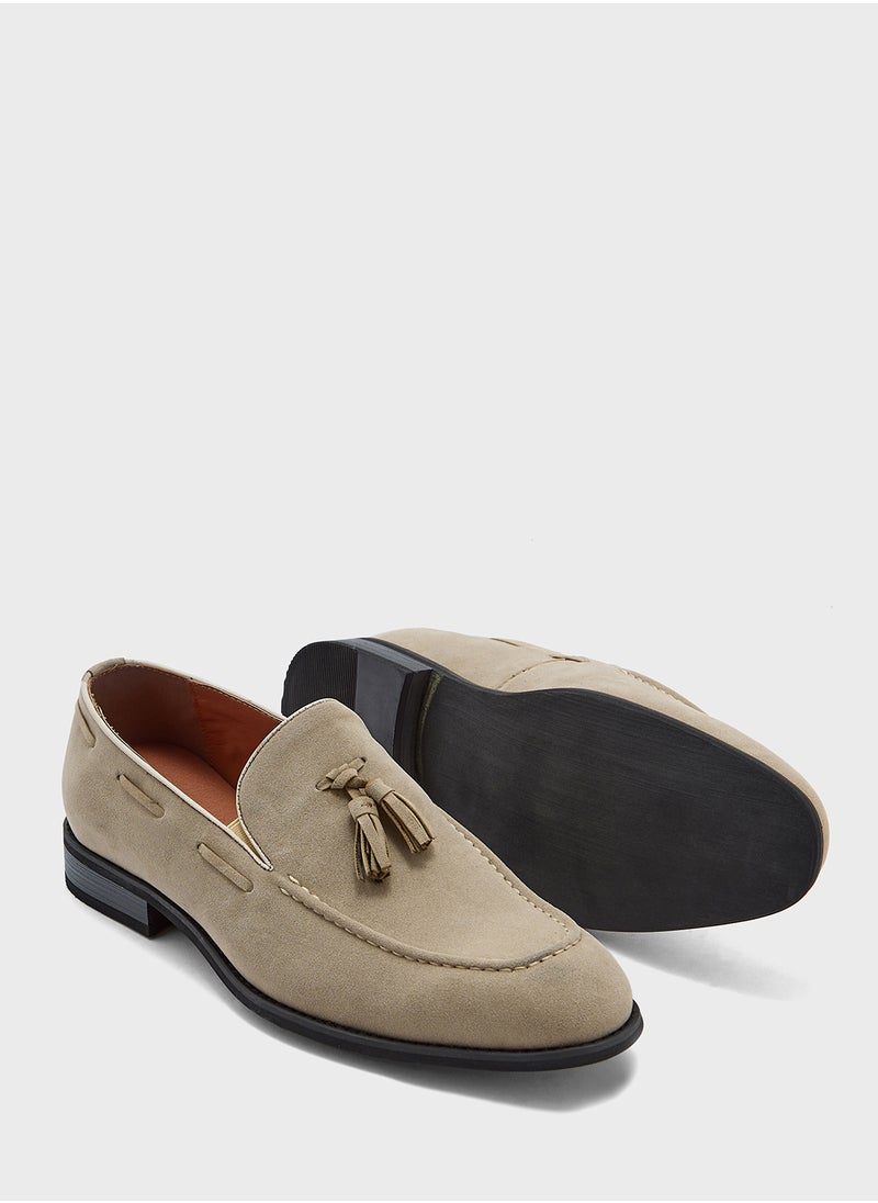 Tassel Detail Suede Loafers