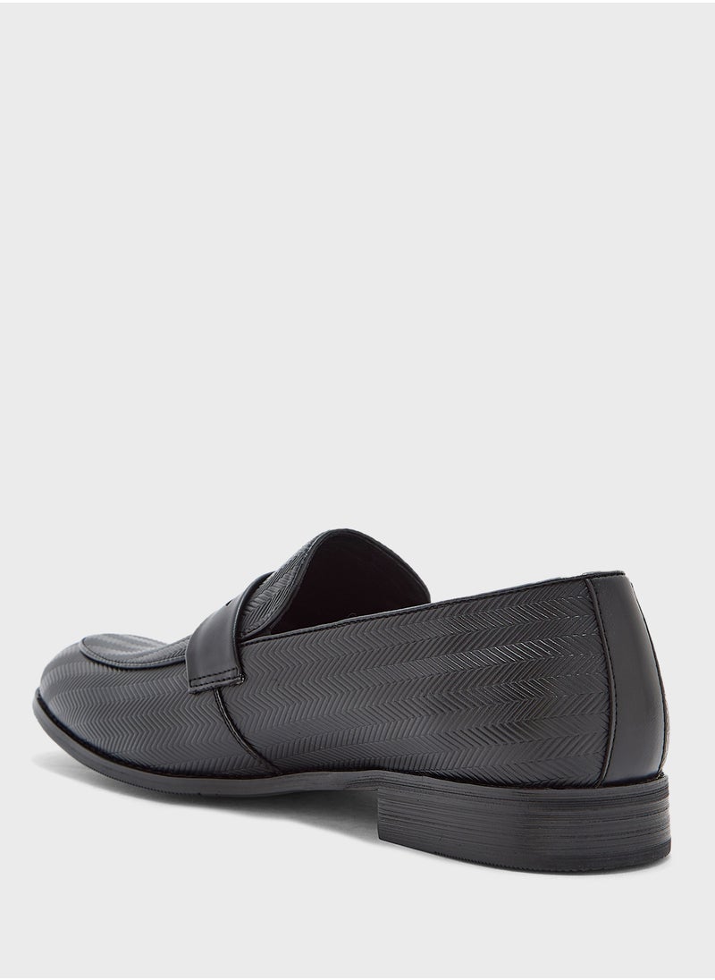 Weave Detail Formal Loafers