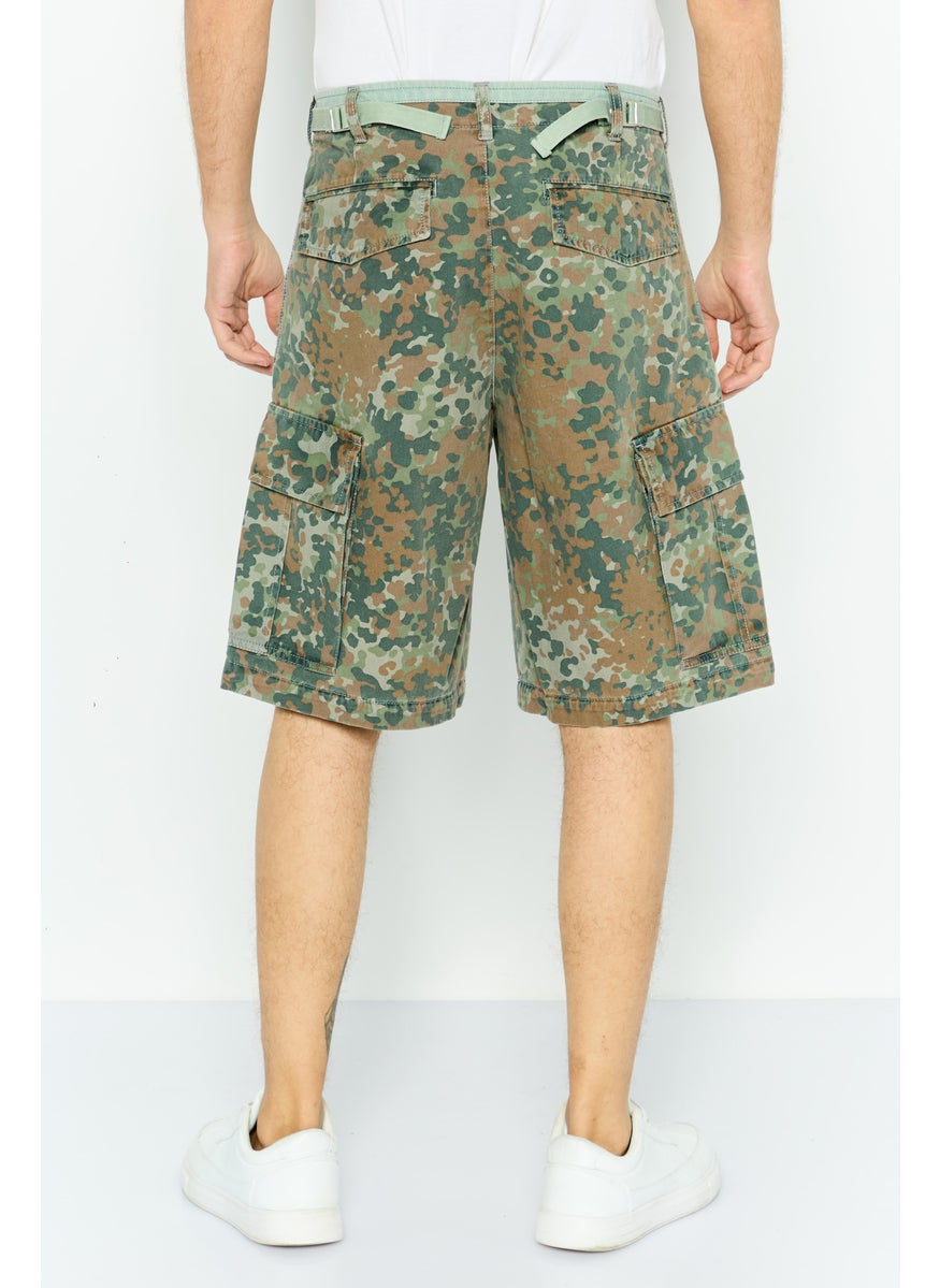 Men Camouflage Cargo Shorts, Army Green
