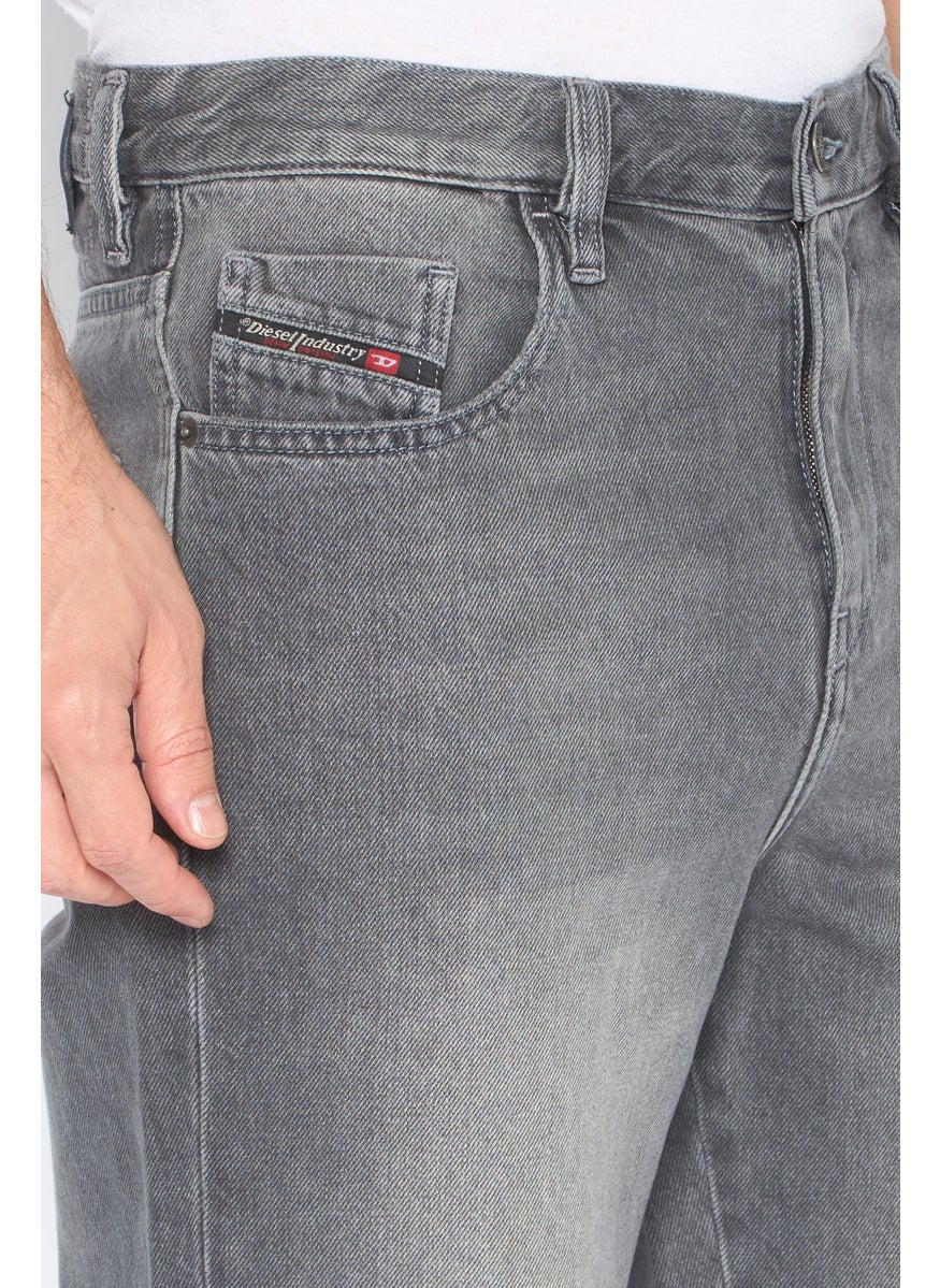 Men Regular Fit Distressed Non Stretchable Denim Shorts, Charcoal