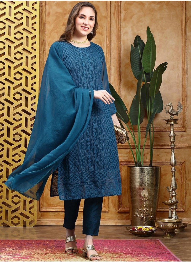 Regular Fit Three-Quarter Sleeve Printed Teal Silk Woven Kurta Set For Women Flat Collar Perfect For Wedding And Engagement Pull On Closure