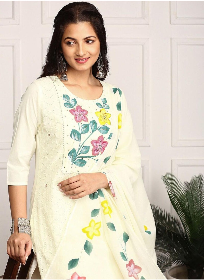 Regular Fit Three-Quarter Sleeve Printed Off White Cotton Woven Kurta Set For Women Flat Collar Perfect For Wedding And Engagement Pull On Closure