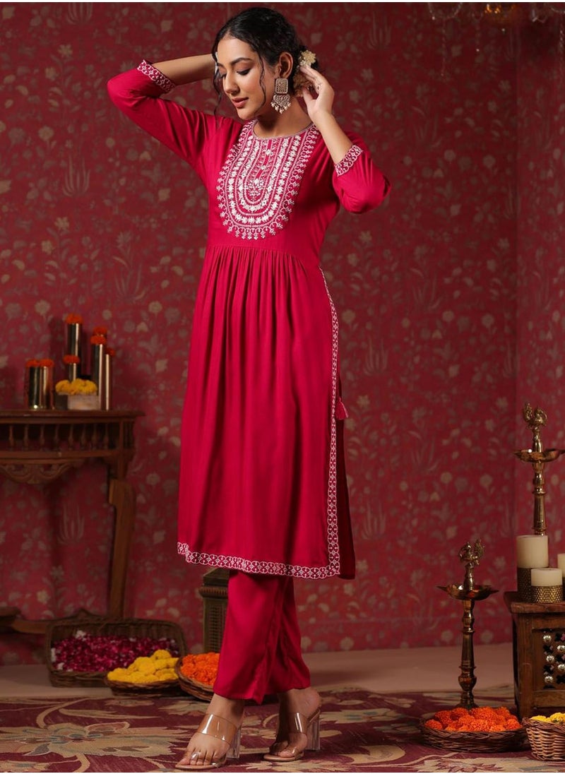 Regular Fit Three-Quarter Sleeve Printed Magenta Rayon Woven Kurta Set For Women Flat Collar Perfect For Wedding And Engagement Pull On Closure