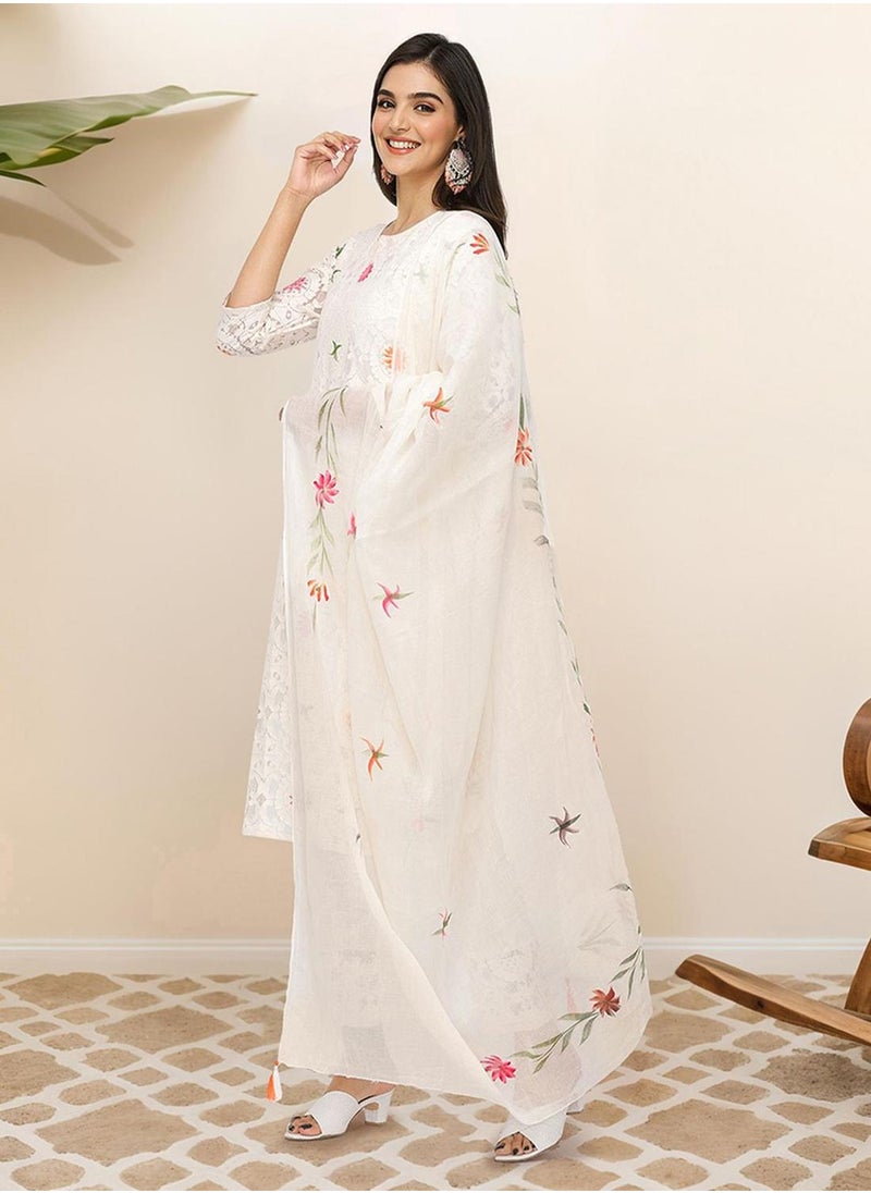 Regular Fit Three-Quarter Sleeve Printed Off White Cotton Woven Kurta Set For Women Flat Collar Perfect For Wedding And Engagement Pull On Closure