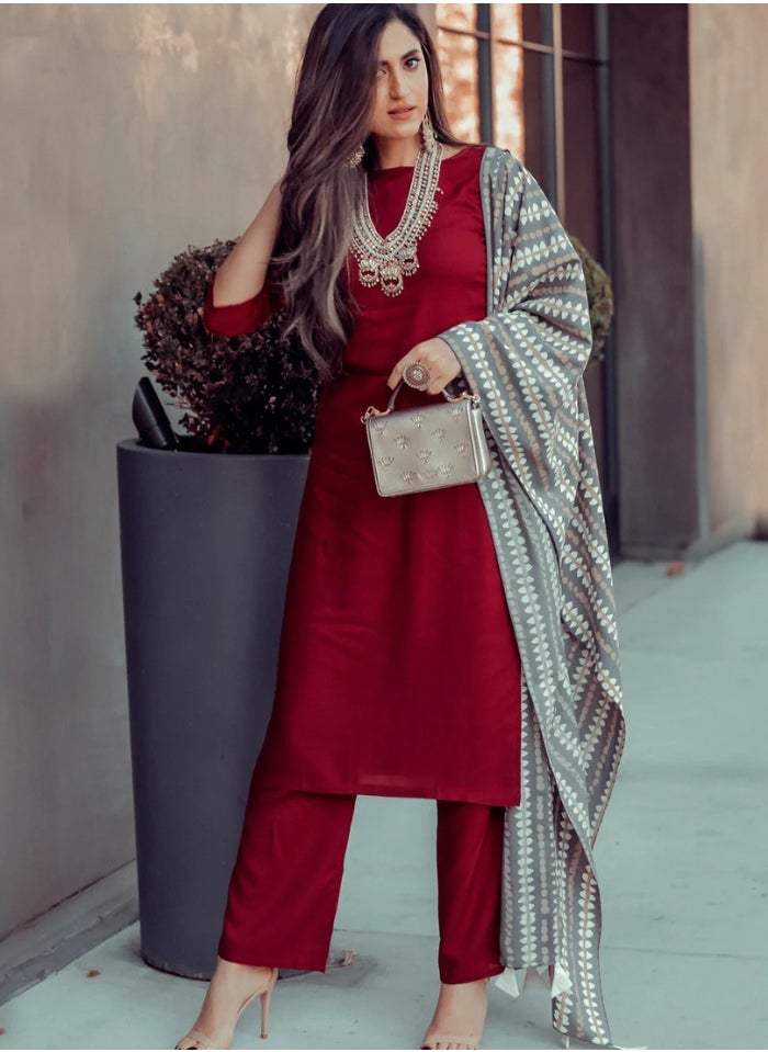 Maroon Salwar Kurta Set With Grey Dupatta