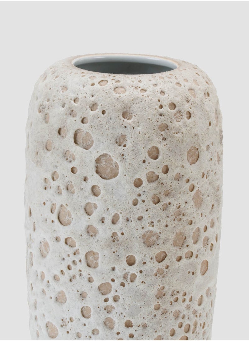 Noam Ceramic Vase In Dotted Design