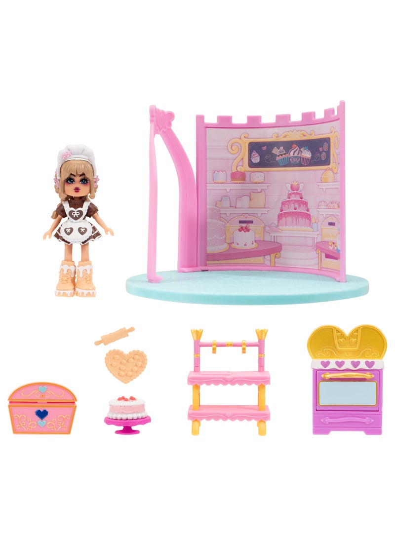 Royale High Mini Playset 3-Inches, Assorted 1 Piece (Style & Color May Vary) | Exclusive Virtual Item Code Included | Collectable Figure | Fashion Doll | For Fans, Gamers & Collectors! | Official Licensed Product