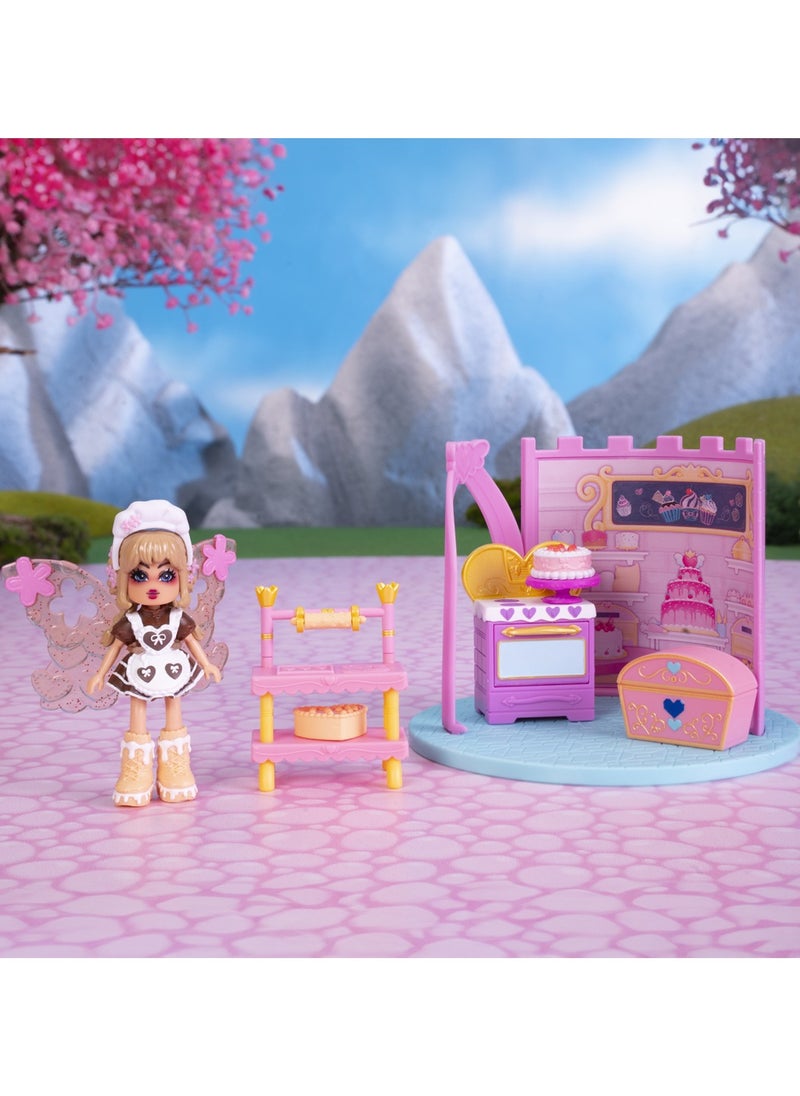 Royale High Mini Playset 3-Inches, Assorted 1 Piece (Style & Color May Vary) | Exclusive Virtual Item Code Included | Collectable Figure | Fashion Doll | For Fans, Gamers & Collectors! | Official Licensed Product