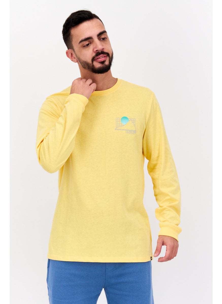 Men Sportswear Fit Crew Neck Short Sleeve Outdoor T Shirt, Yellow