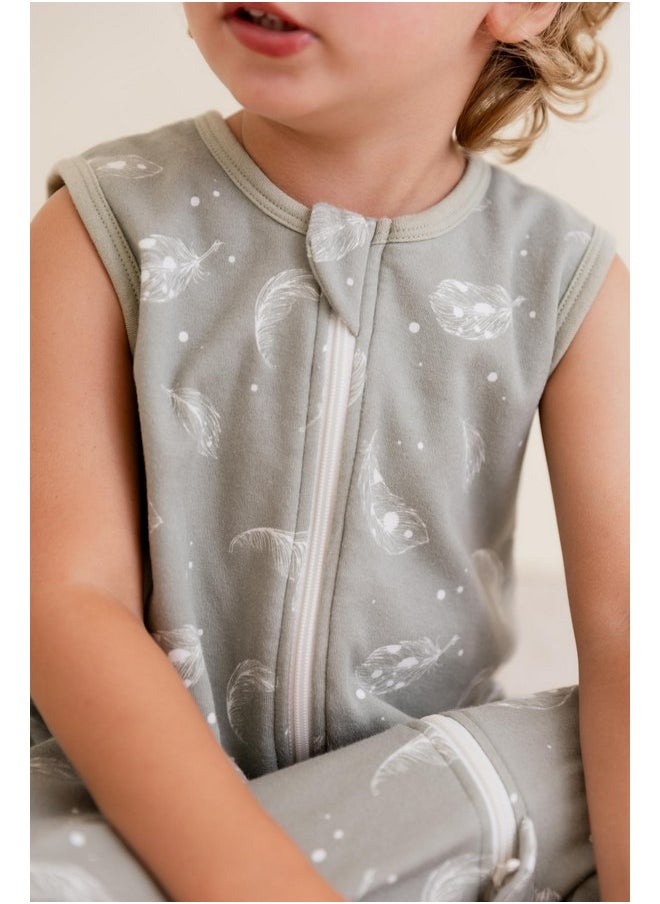 Owlivia 1.0 Tog 100% Organic Cotton Baby Sleeping Bag with Feet Toddler Sleeping Bags with Legs Sleeveless Wearable Blanket(1.0tog Green Feather,2 Years-80)