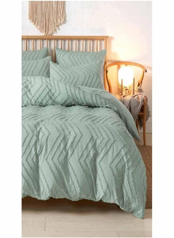 Nanko Sage Green Duvet Cover King Size, 3pc Boho Tufted Microfiber Bedding Comforter Cover Set, All Season Aesthetic Shabby Chic Soft Embroidery Textured Geometric Quilt Cover (104x90)