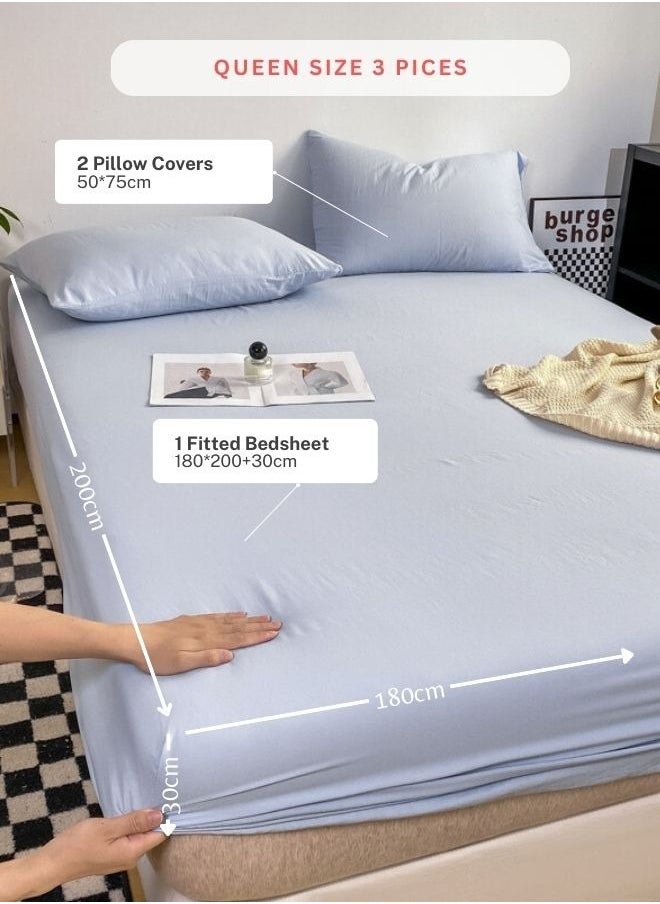 3-Piece Set: queen-size fitted bedsheet and two pillowcases, washable cotton in a light blue color.