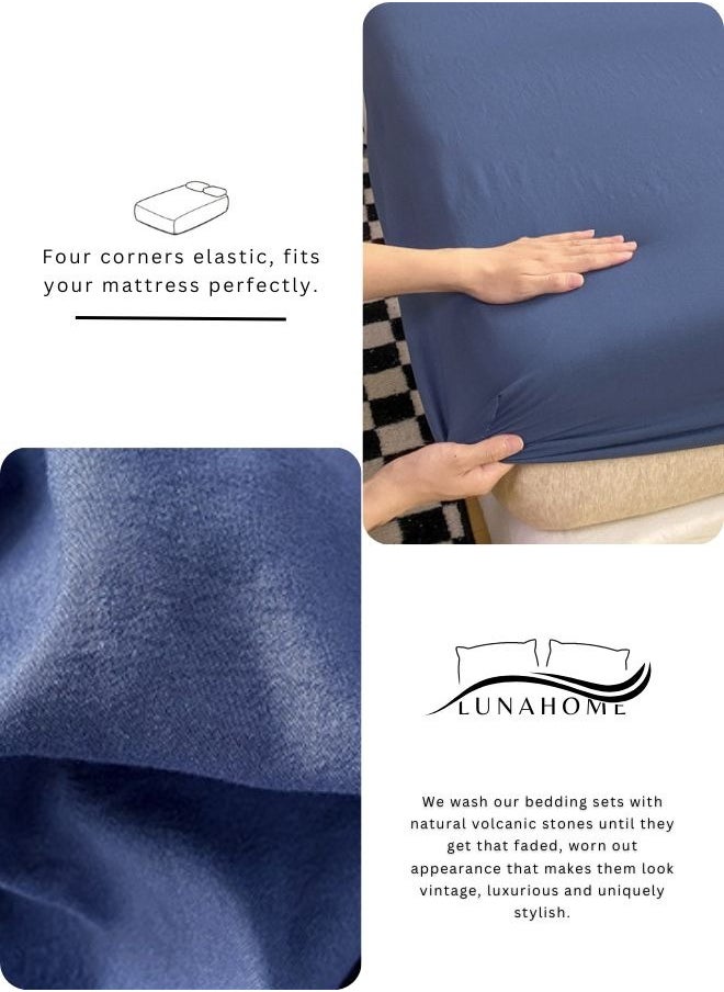 3-Piece Set: queen-size fitted bedsheet and two pillowcases, washable cotton in a Blue color.