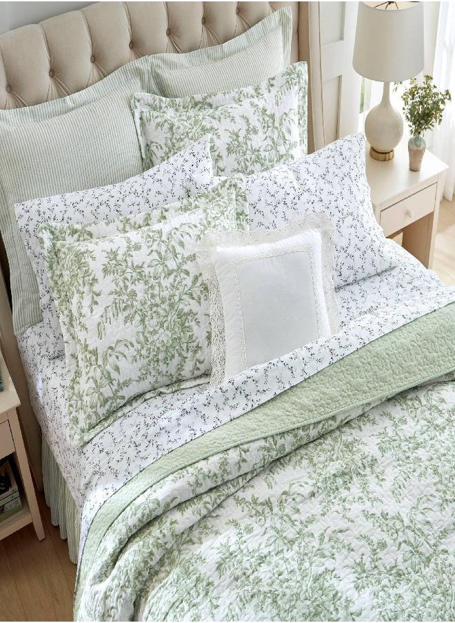 Laura Ashley - Queen Quilt Set, Reversible Cotton Bedding with Matching Shams, Lightweight Home Decor for All Seasons (Bedford Green/Off-White, Queen)