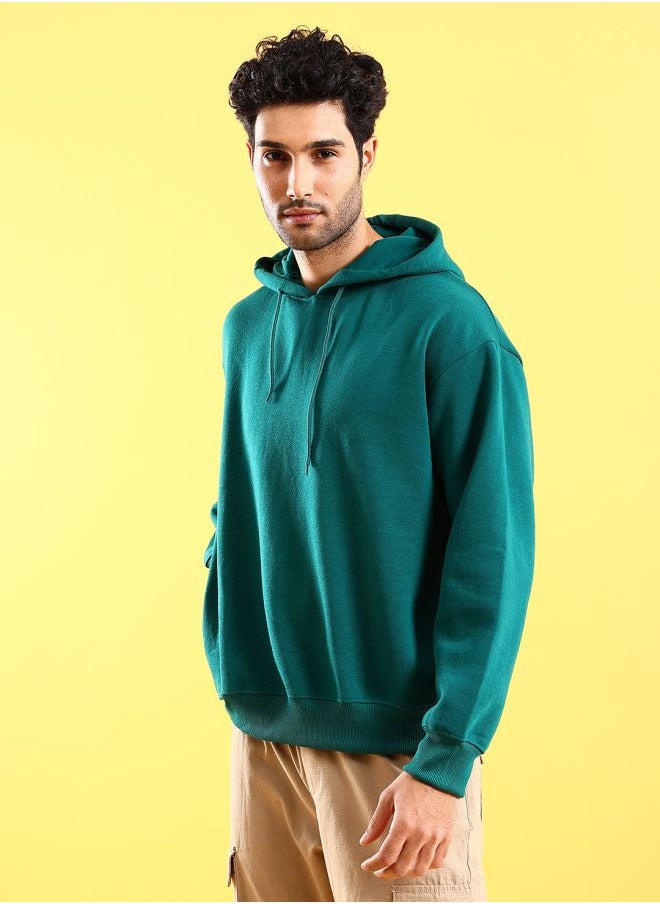 Men Regular Fit Solid Overhead Hooded Sweatshirt
