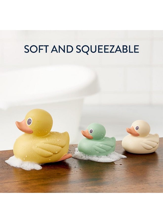 Itzy Ritzy Ducky Family - Set of 3 Duck Floating Bath Toys with Watertight Design (Duck)