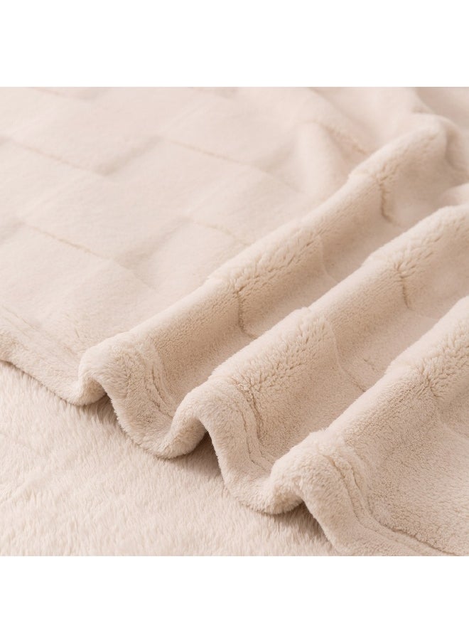 Cloud Sculpted Rabbit Fur Single-Layer Queen Blanket 200 x 220 cm