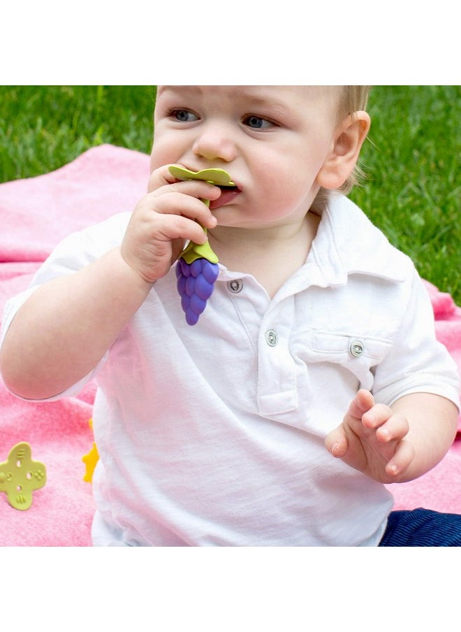 Innobaby Original Teethin Smart EZ Grip Fruit Teether and Sensory Toy for Babies and Toddlers in Apple. BPA Free Teether