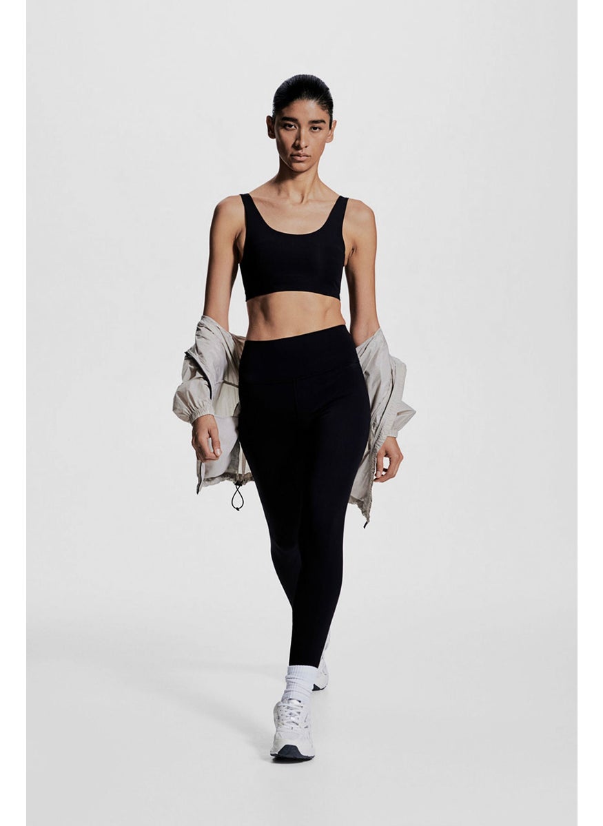 Medium Support Sports Bra In Drymove