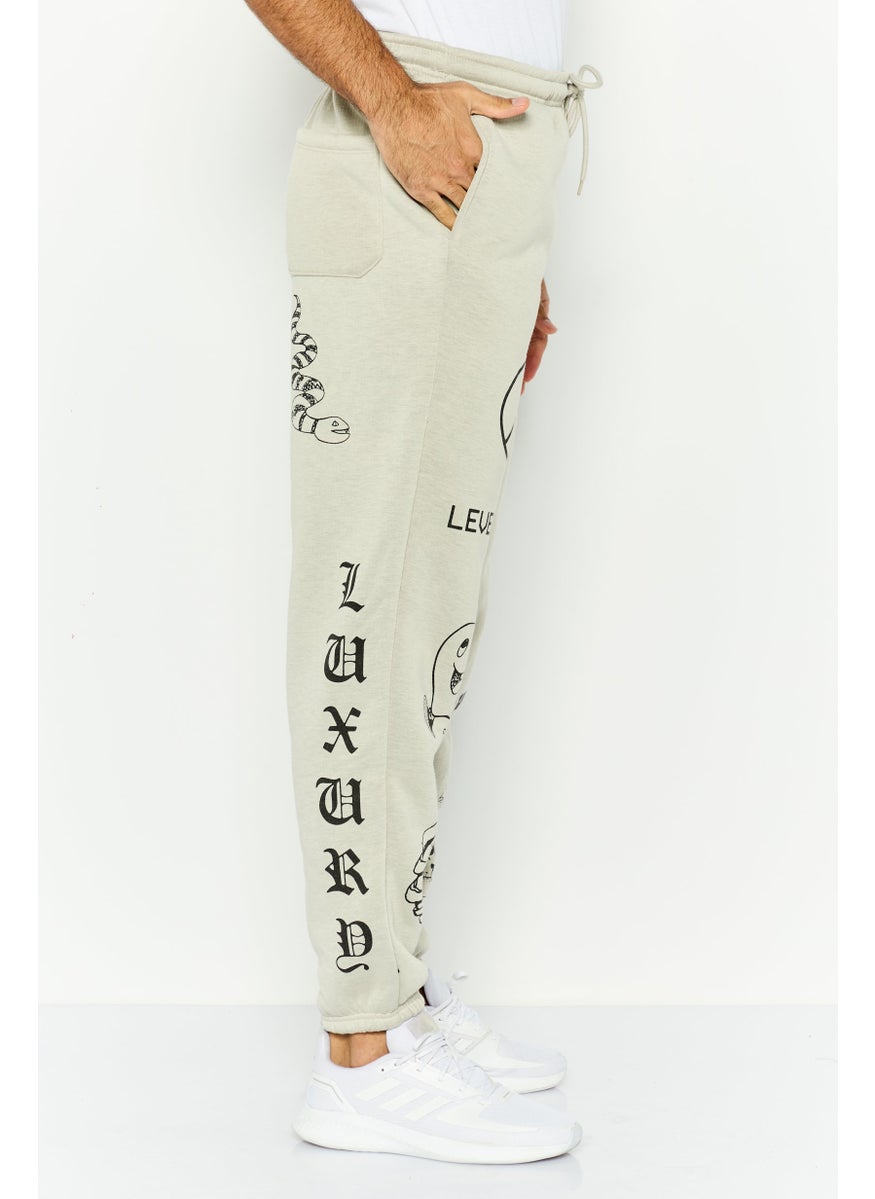 Men Regular Fit Graphic Print Sweatpants, Grey