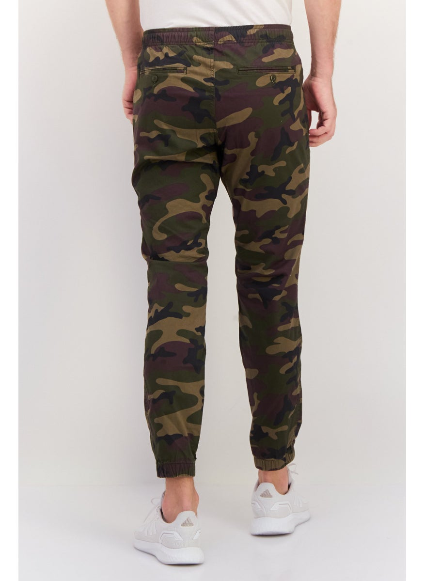 Men Regular Fit Camouflage Jogger Pants, Olive Combo