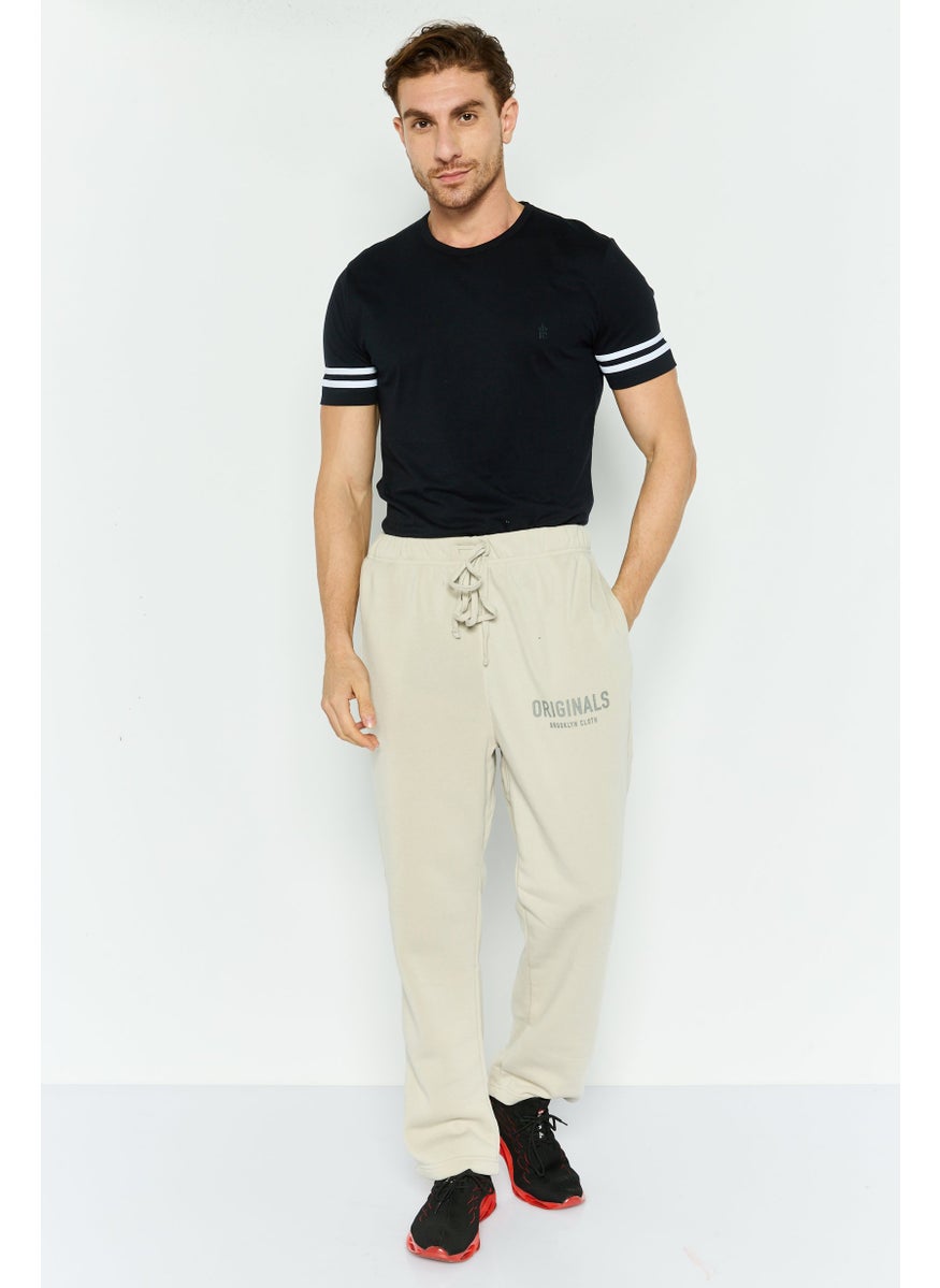 Men Relaxed Fit Drawstring Side Pocket Sweatpants, Sand