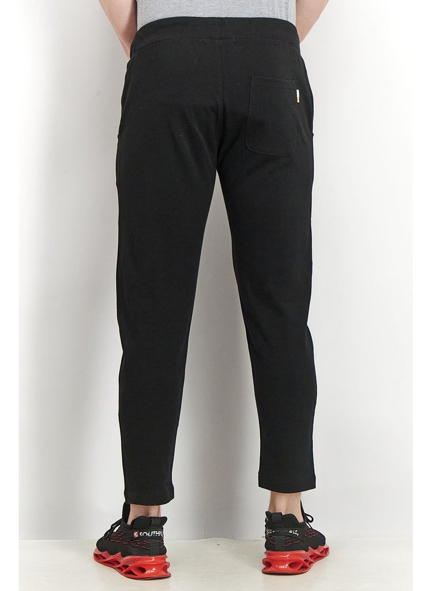 Men Regular Fit Drawstring Printed Pants, Black
