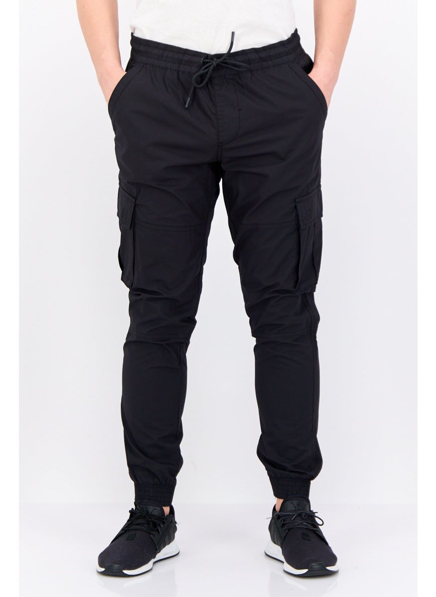 Men Regular Fit Drawstring Plain Cargo Pants, Black