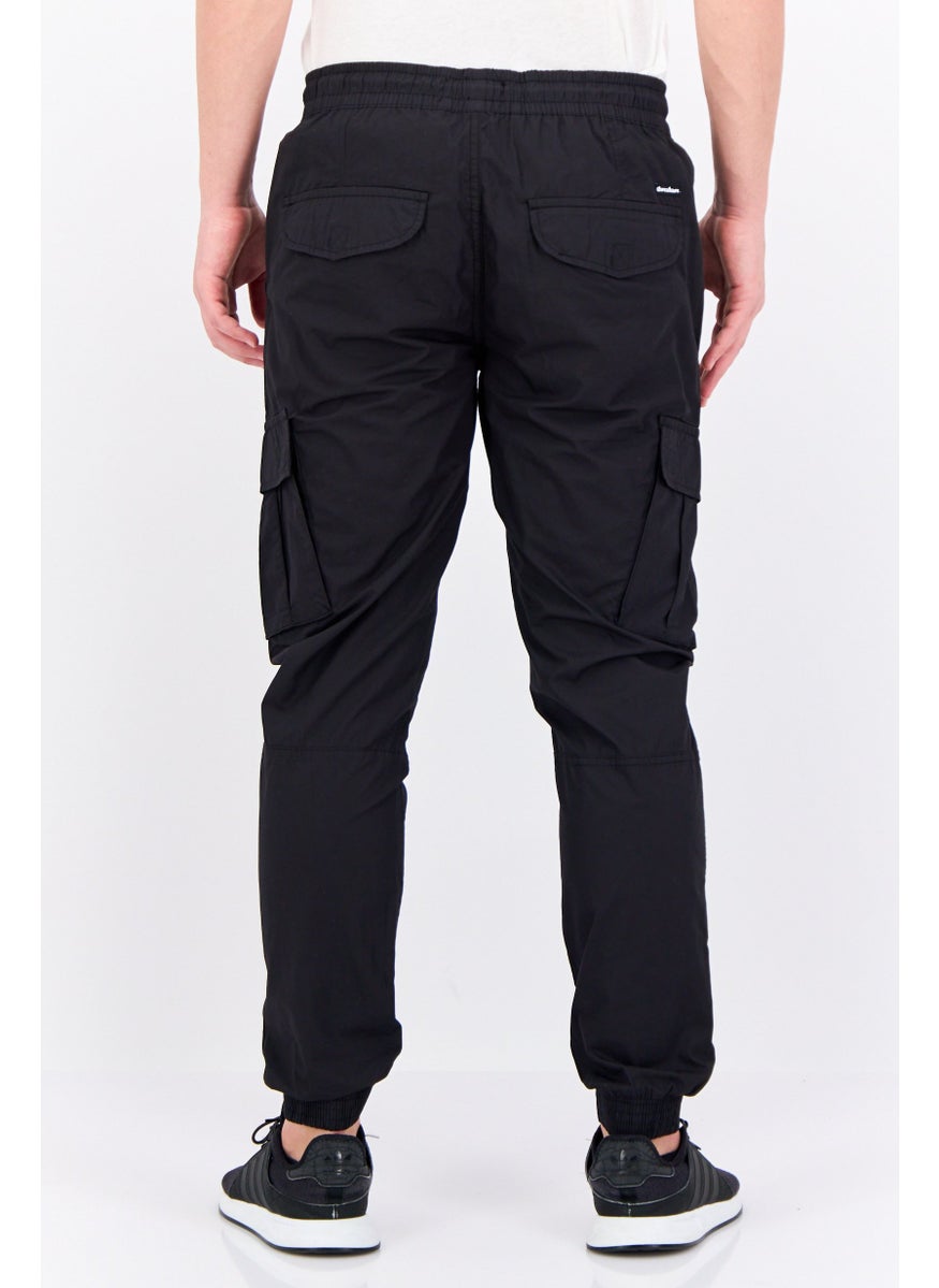 Men Regular Fit Drawstring Plain Cargo Pants, Black