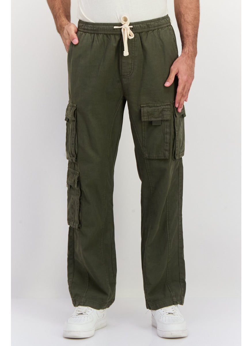 Men Regular Fit Solid Cargo Pants, Khaki