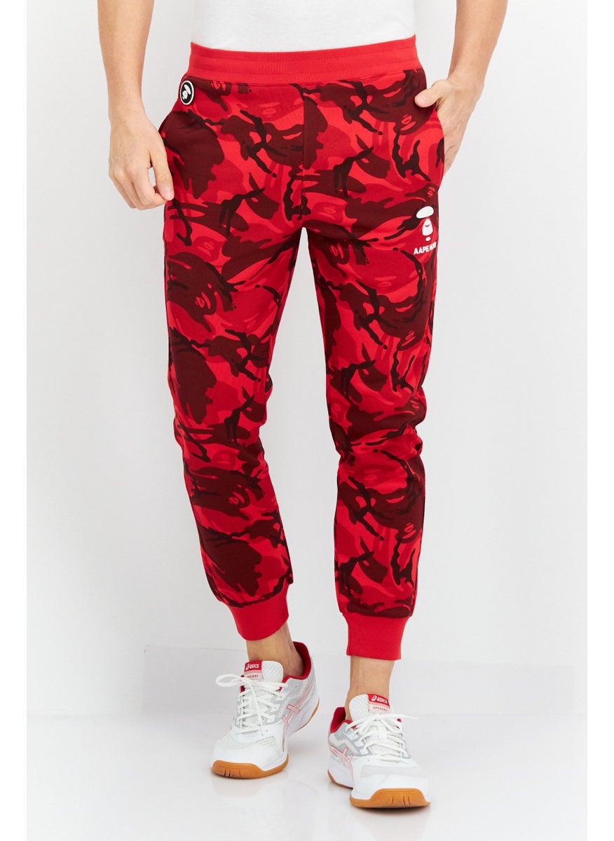 Men Regular Fit Camo Jogger Pants, Red Combo