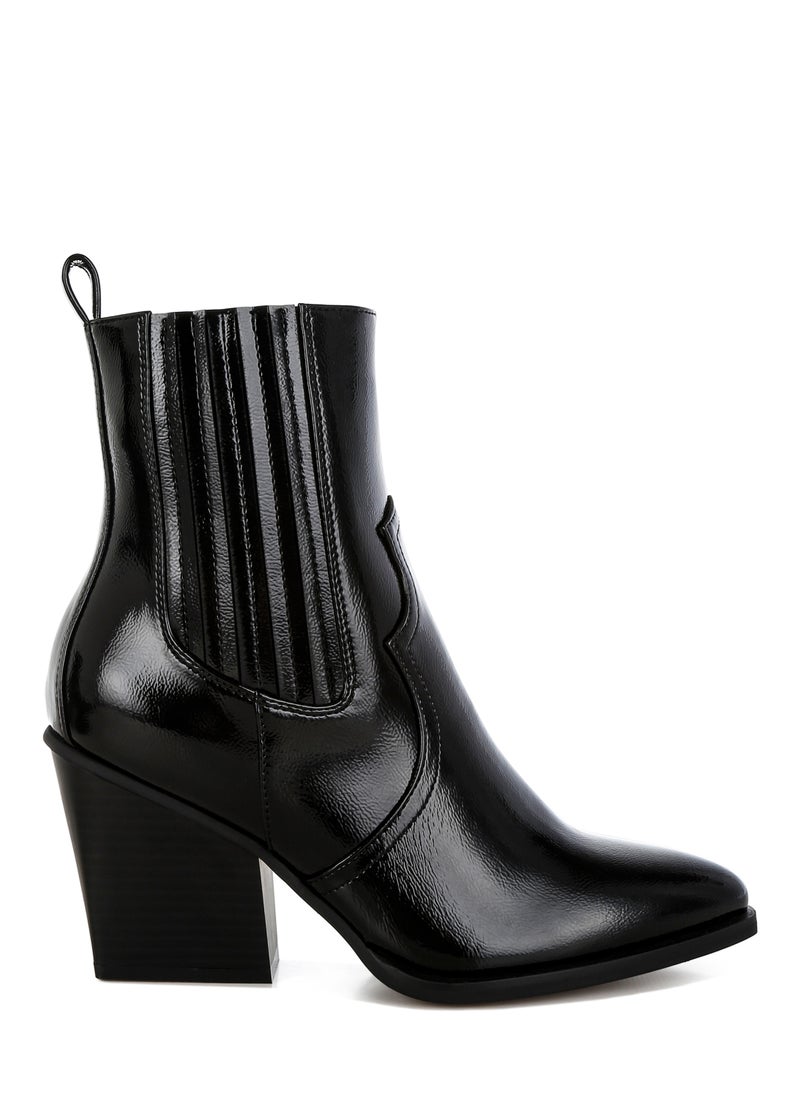 Pointed Toe Ankle Boots in Black