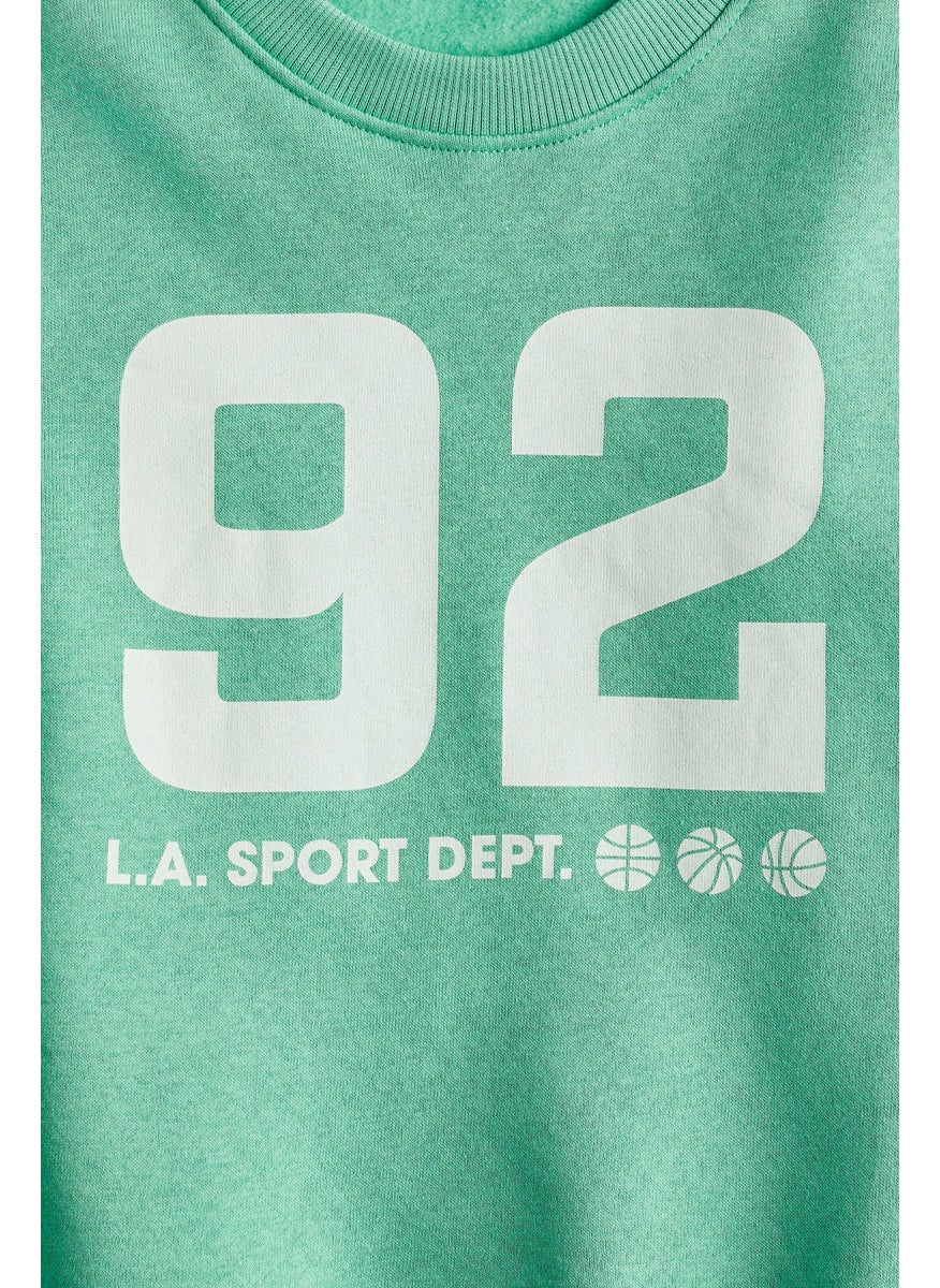 Sweatshirt