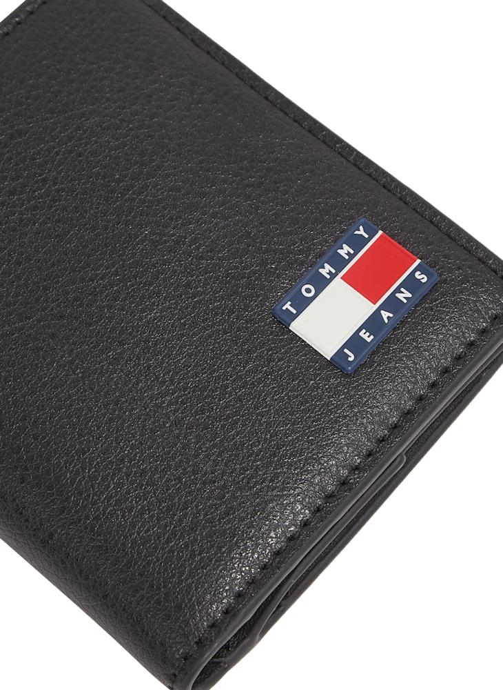 Logo Heritage Leather Slim Wallet