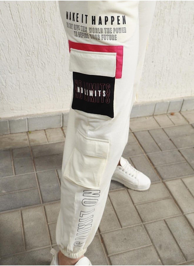 Women's White Cotton Blend Printed Full Length Cargo Regular Fit Trouser