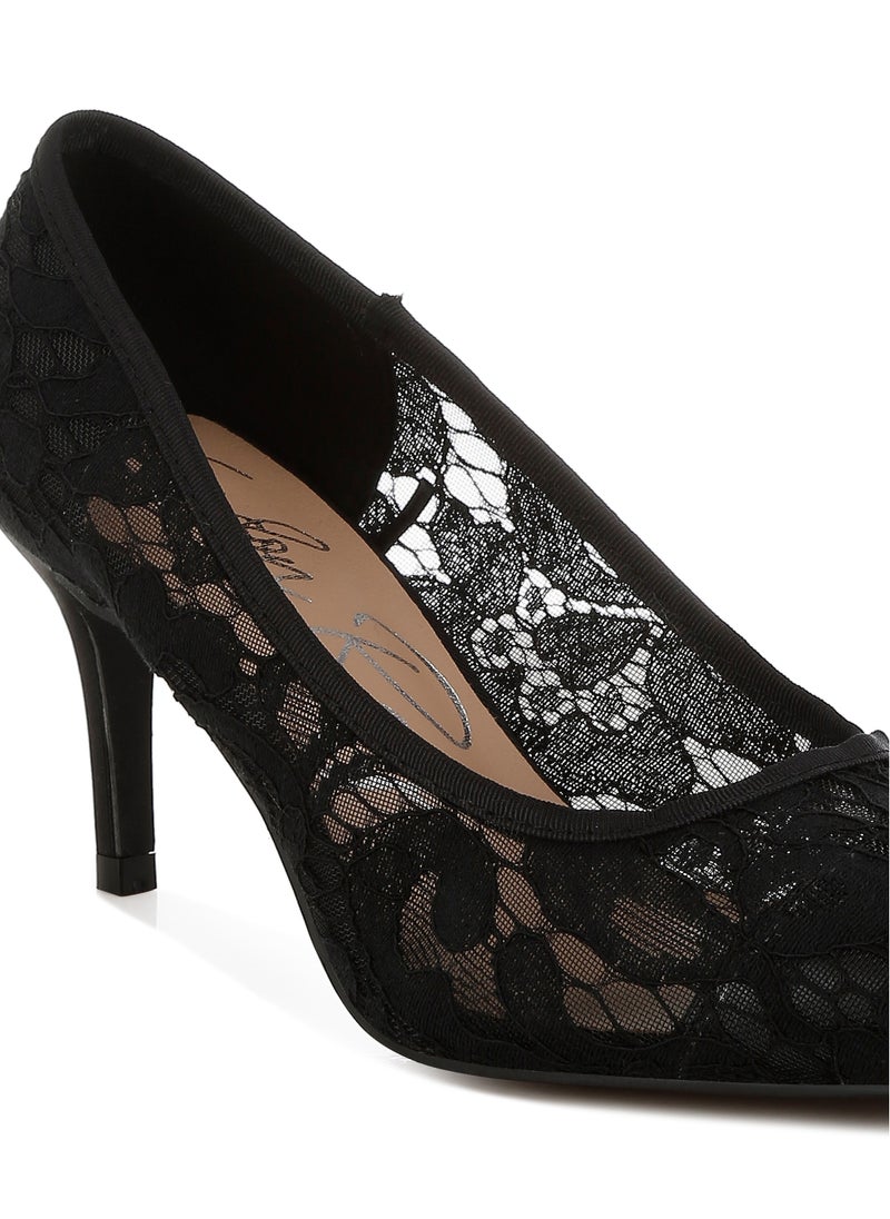 Stiletto Heel Lace Pumps in Black