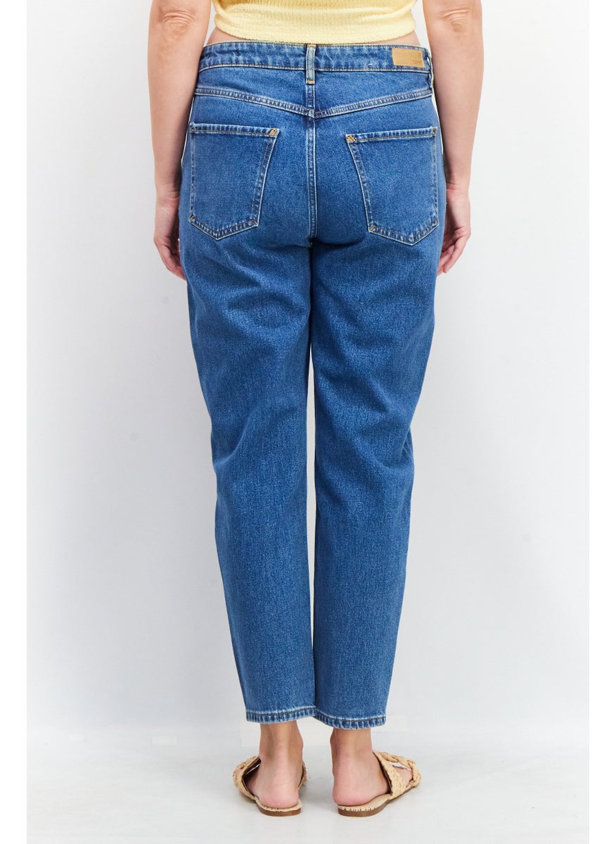 Women Mom Fit Textured Stretchable Jeans, Blue