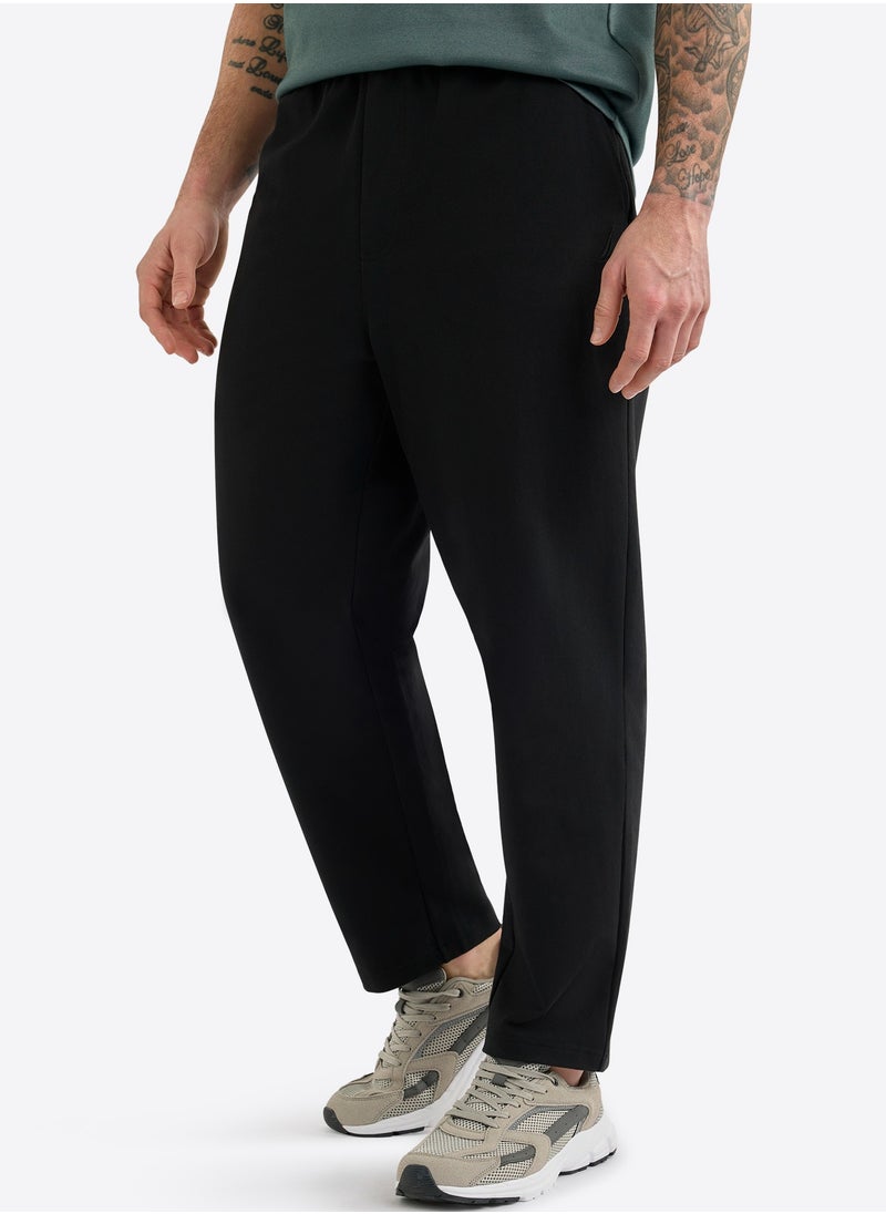 Men's Regular Black Pants – Lightweight for Sophisticated Summer Style