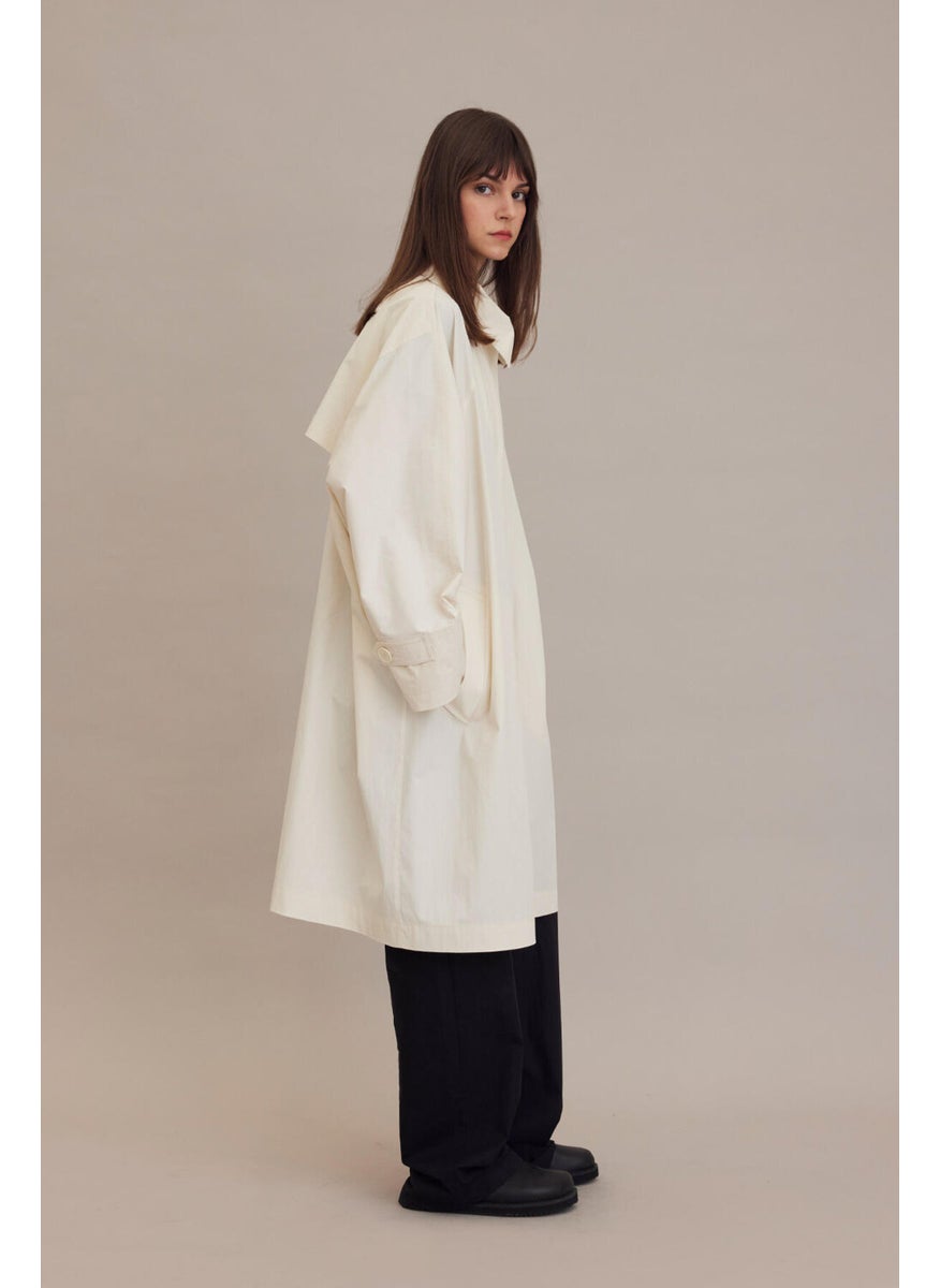 Oversized Technical Fabric Trench Coat Vanilla