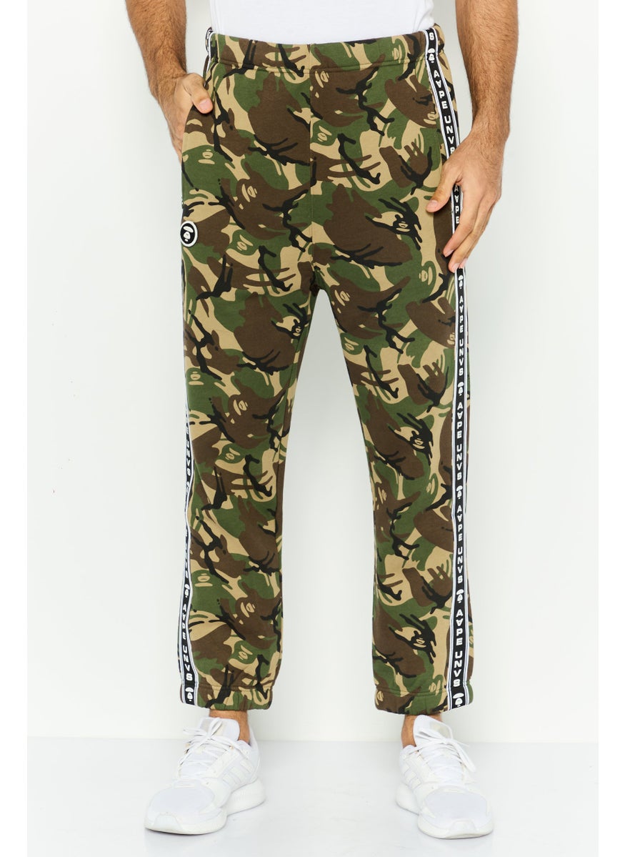 Men Regular Fit Drawstring Camouflage Sweatpants, Green Combo