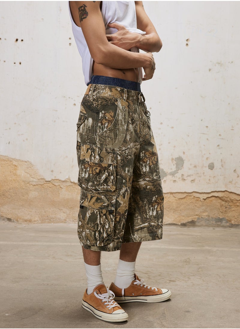 New UNF Retro Leaf Camouflage Cropped Pants