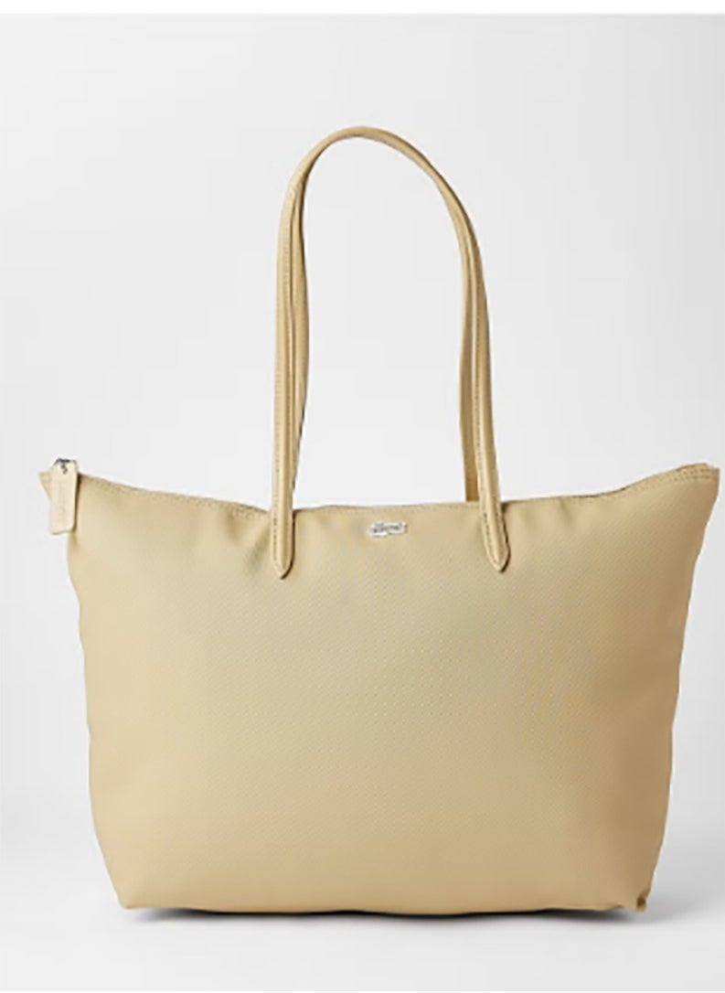 The L.12.12 Concept tote bag that comes with a zip