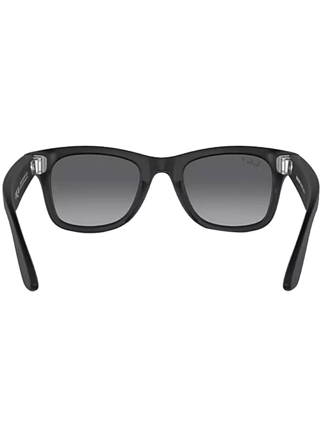 Ray-Ban Wayfarer Smart Glasses, Frame Matte, Polar Gradient Graphite Lenses | 601ST353/RW4006 Black