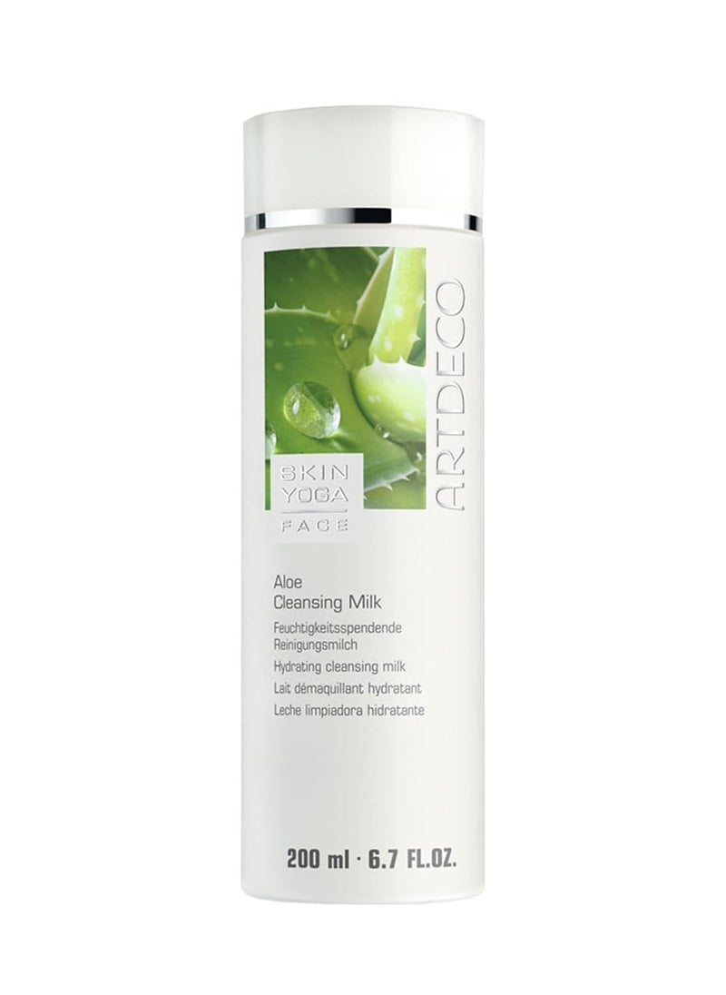 ARTDECO Aloe Cleansing Milk - Nourishing Cleansing Milk with Precious Plant Extracts - Gently Removes Makeup to Leave the Skin Feeling Smooth - Face Wash - Facial Skin Care Products - 7.03 Fl Oz