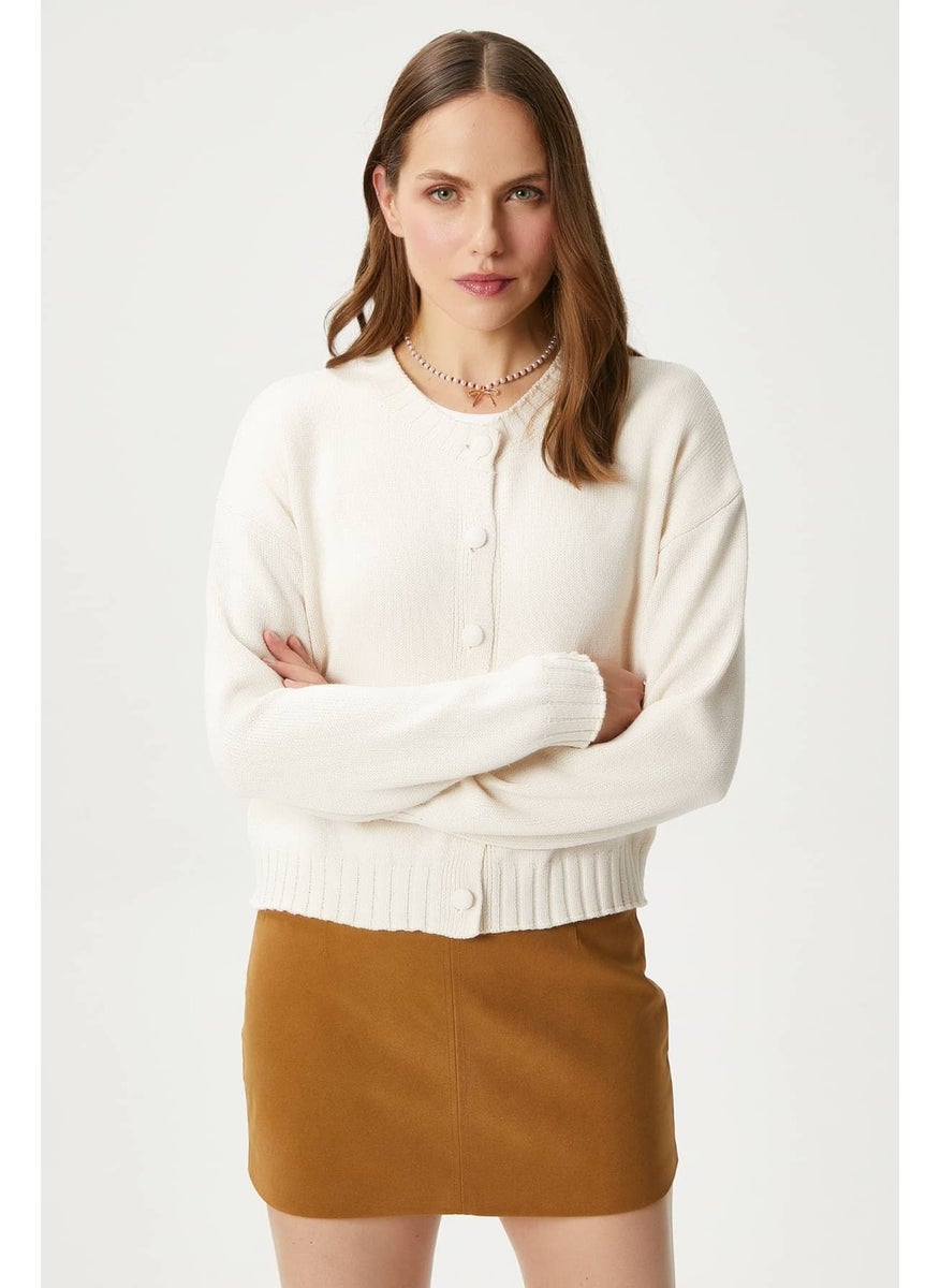 Women Calm Cream Basic Knitwear Cardigan