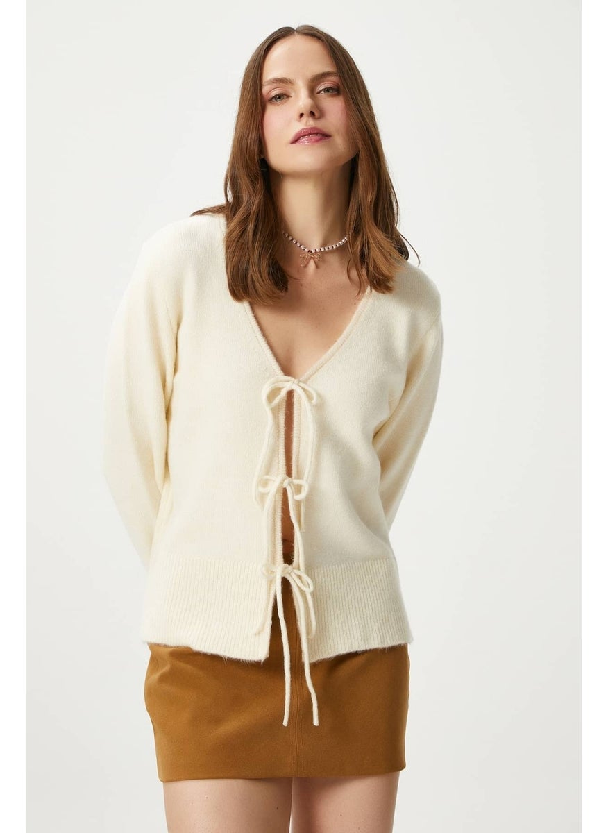 Women's Tena Laced Cream Knit Cardigan