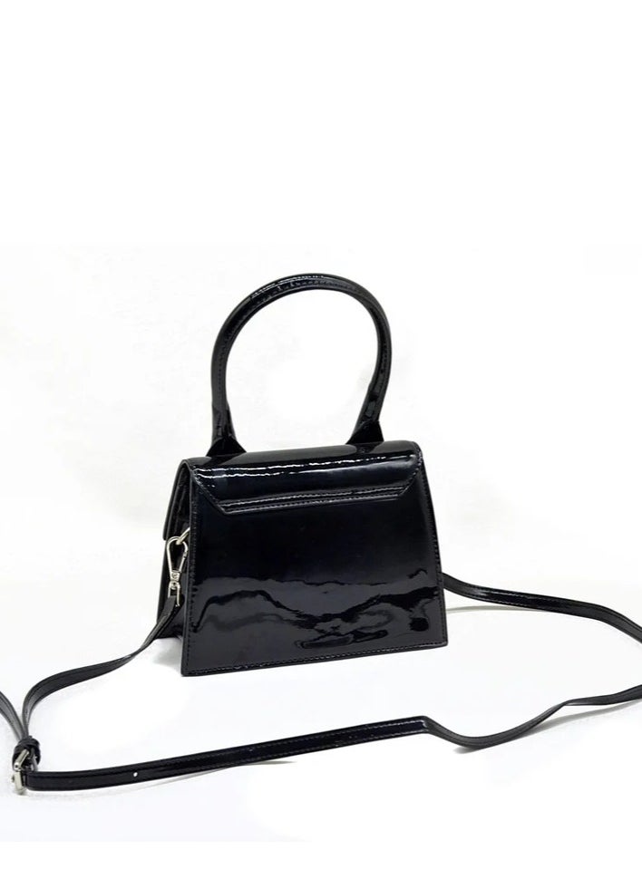 JACQUEMUS Le Chiquito Moyen Patent Leather Bag